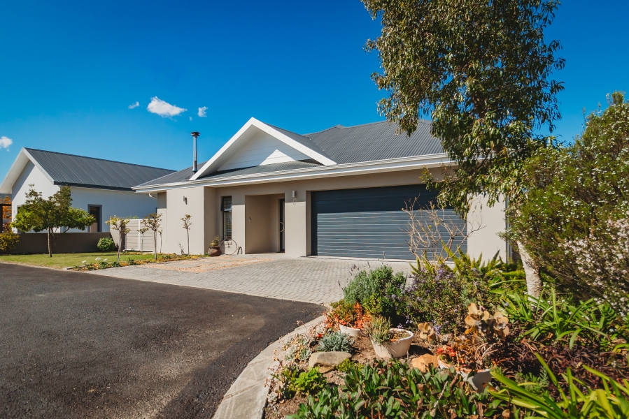 3 Bedroom Property for Sale in Kraaibosch Country Estate Western Cape